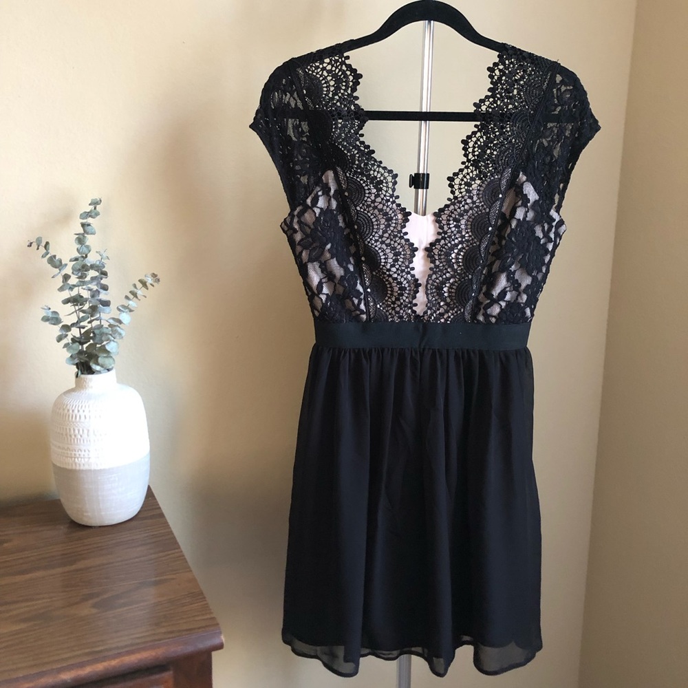 Black Lace Cocktail Dress